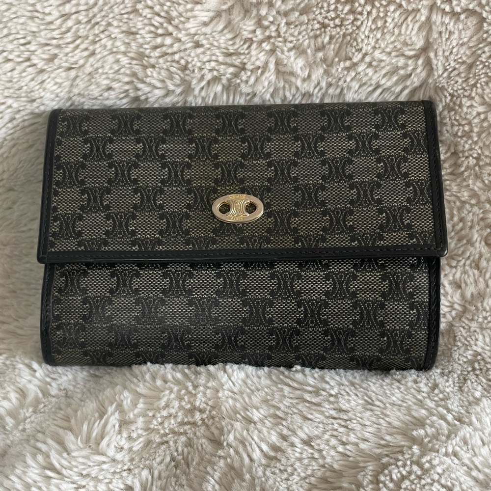 ❌SOLD❌ Celine Vintage Brown Macadam Coated Canvas & Leather Wallet